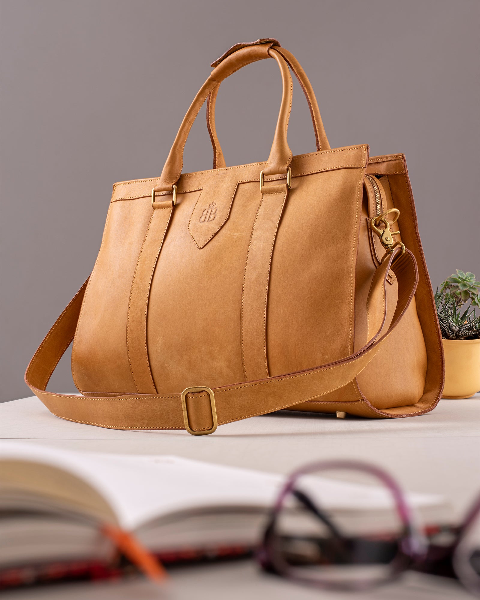 Solana Tan Leather Handbag